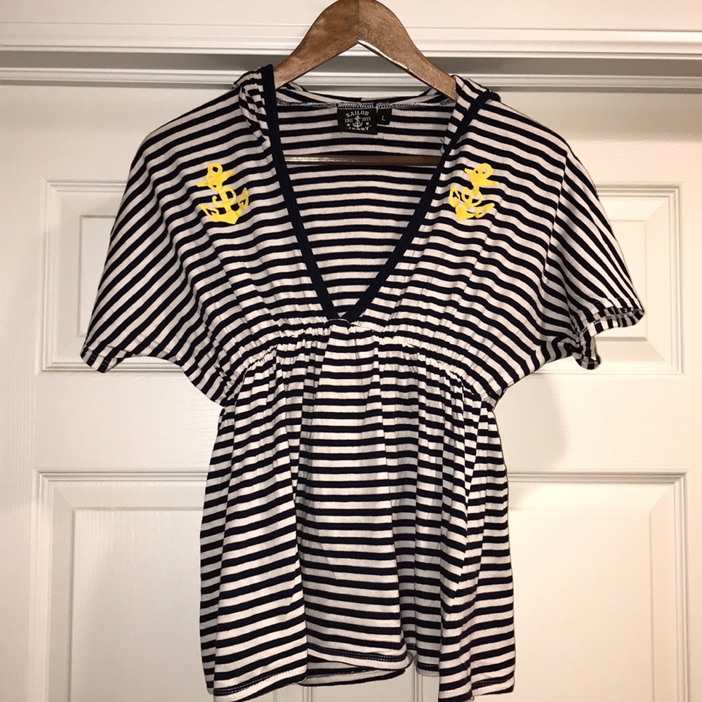 Sailor Jerry shirt with hood